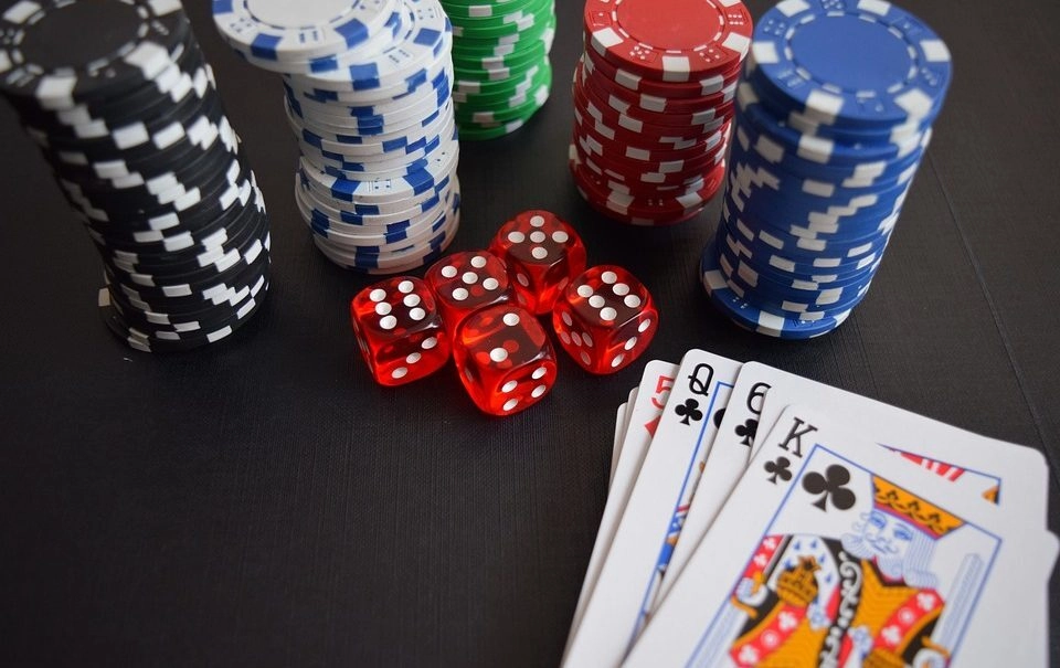Sảnh Casino VN88 mang đến một loạt trò chơi sòng bạc từ kinh điển đến hiện đại